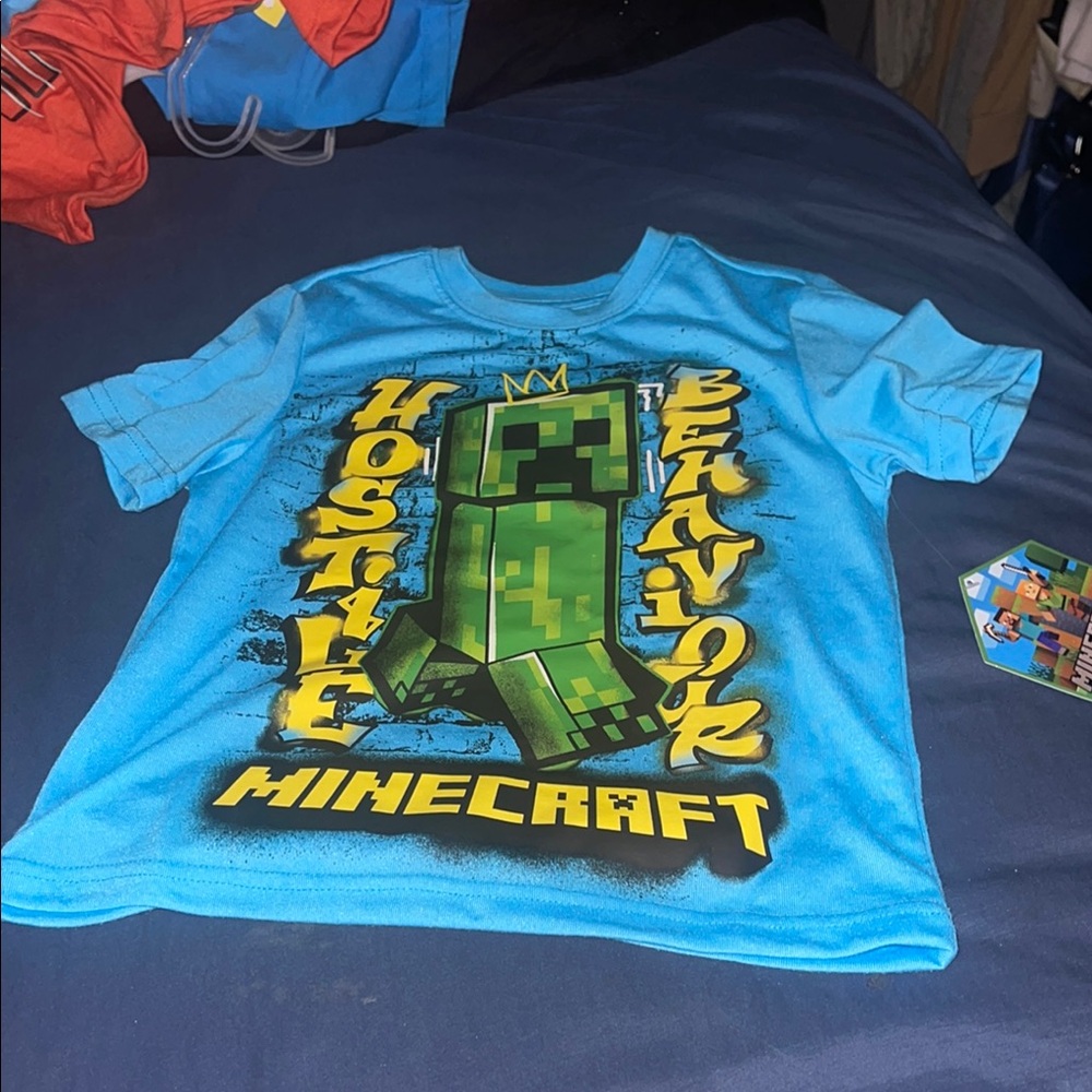 Boys Minecraft shirt NWT